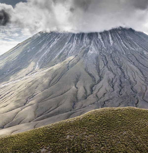 Mt-Oldoinyo-Lengai (1)